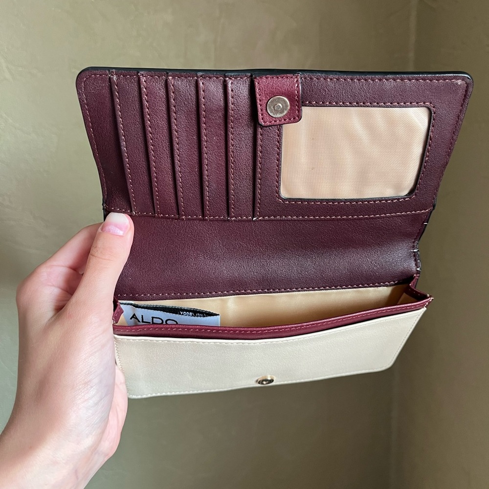 ALDO Wallet - Picture 2 of 6